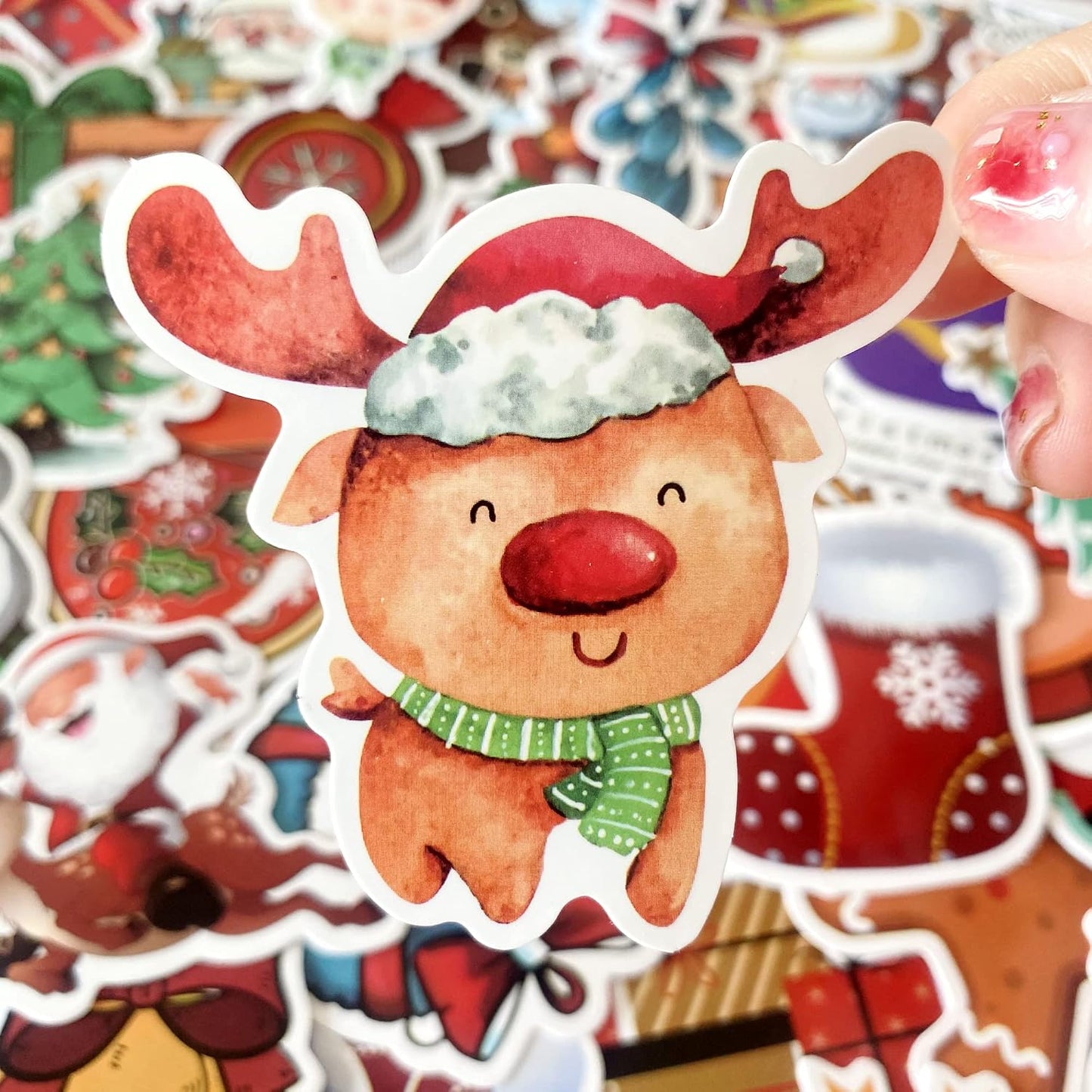 AOWDIAO 200 Pcs Cute Christmas Vinyl Stickers for Water Bottles, Scrapbooking & Crafts – Fun Holiday Party Favors, Xmas Gifts for Kids & Adults